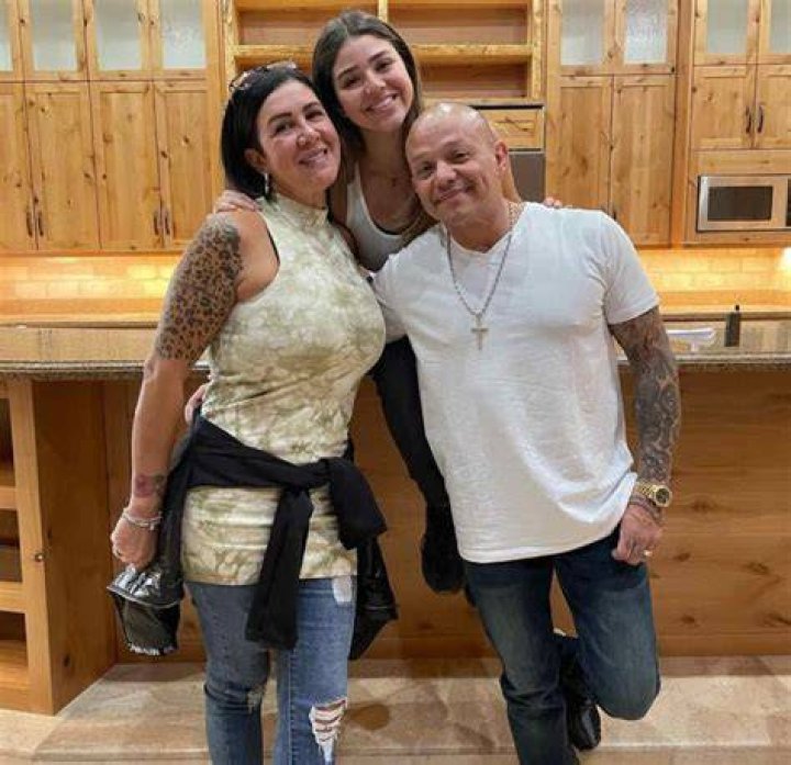 Angie Gutierrez Bio Age Rey Mysterio Wife MySportDab Chia Sẻ Kiến