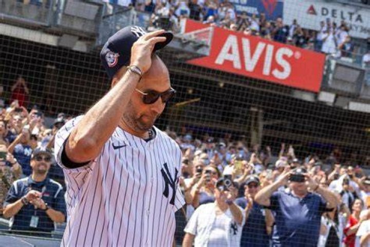 Derek Jeter gave fans a rare glimpse of his daughters, Bella and Story, after he learned he was