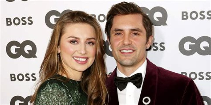 Does Phil Dunster Have a Wife? Ellie Heydon Has Been the Actor's