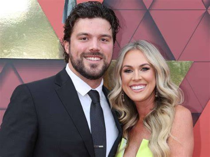 Getting to Know Lyndsay Bell Details About Her Husband, Daughter, Age
