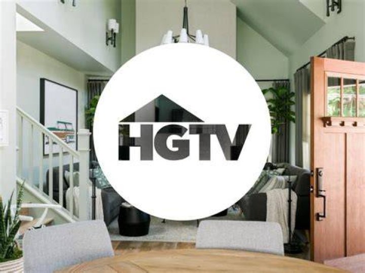 HGTV's Erin Napier Reveals Mystery Illness
