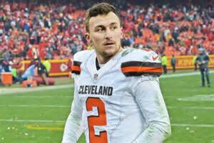 Johnny Manziel's Wife Bre Tiesi Wipes QB From Social Media, Breakup