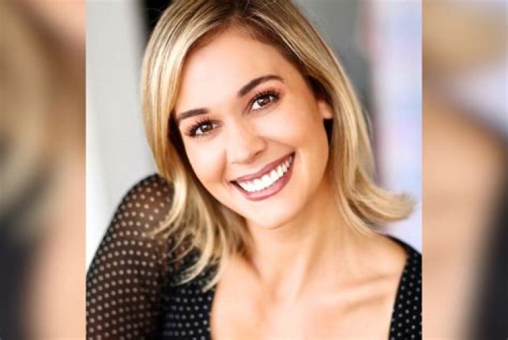 Lauren Compton (Actress) Wiki, Biography, Age, Boyfriend, Family, Facts